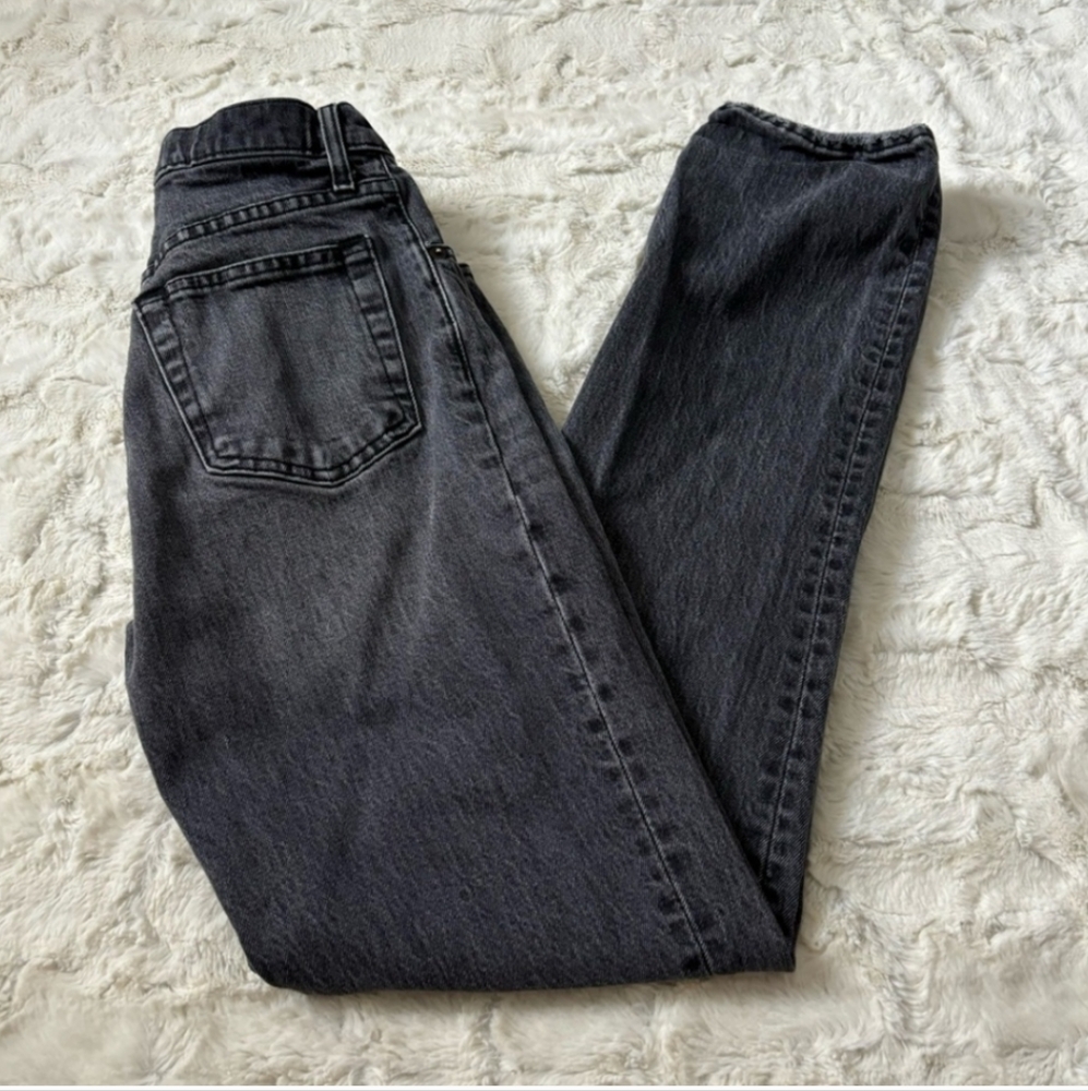 Abercrombie & Fitch Women's Size 26/2L Gray 90's Straight Ultra High Rise Jeans